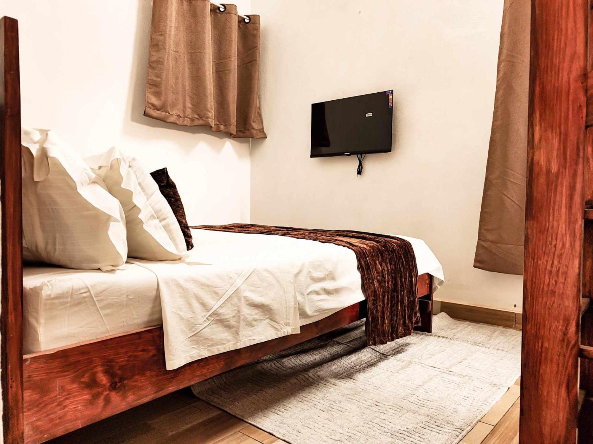 M'Serenity Guest House Ανταναναρίβο Εξωτερικό φωτογραφία