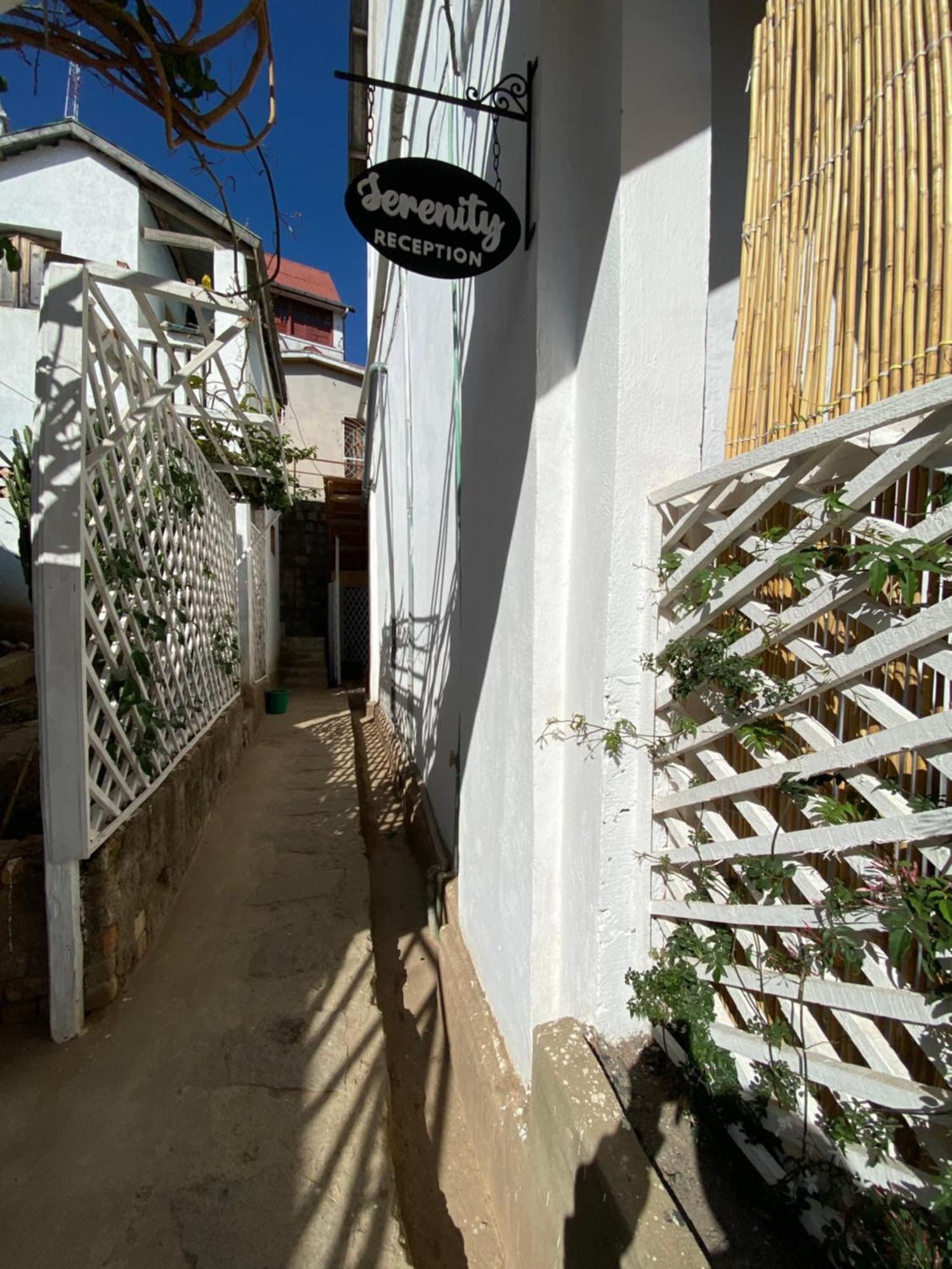 M'Serenity Guest House Ανταναναρίβο Εξωτερικό φωτογραφία